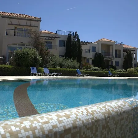 Villa Elias On The With Pool